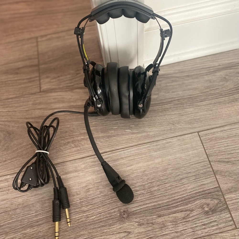 ASA Aviation AirClassic HS-1A Headset Never Worn